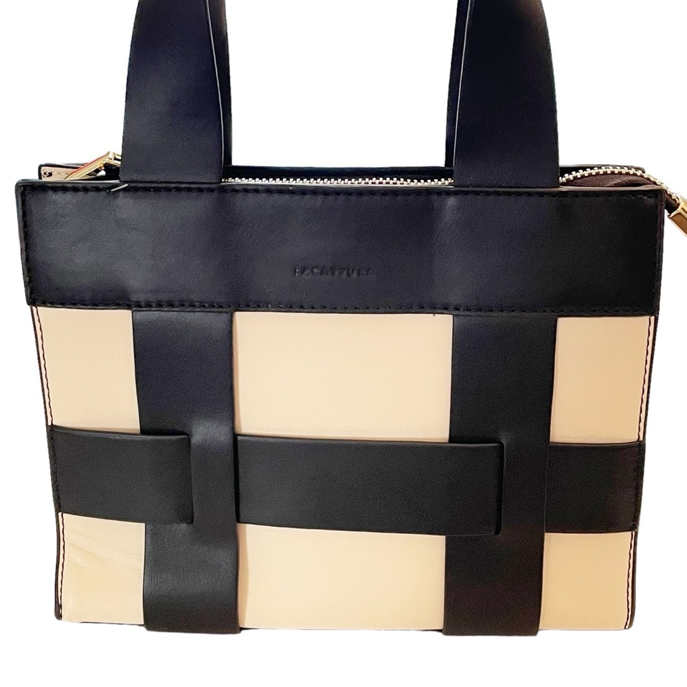 Lacattura Cream Black Woven Mini Zipper Closure Handbag Pocketbook